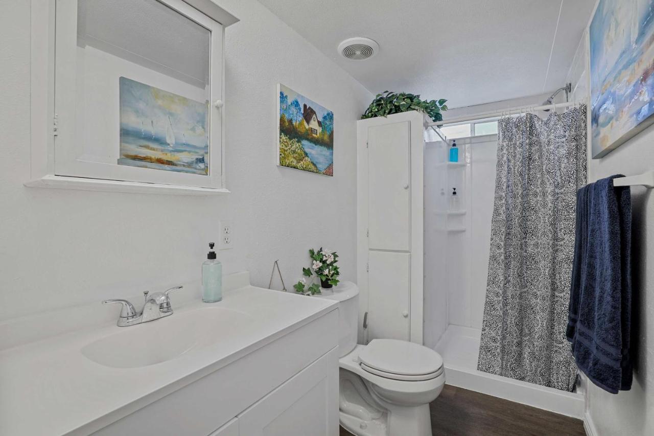 Pet-Friendly Lake Dallas Home Near Lewisville Lake Exterior photo