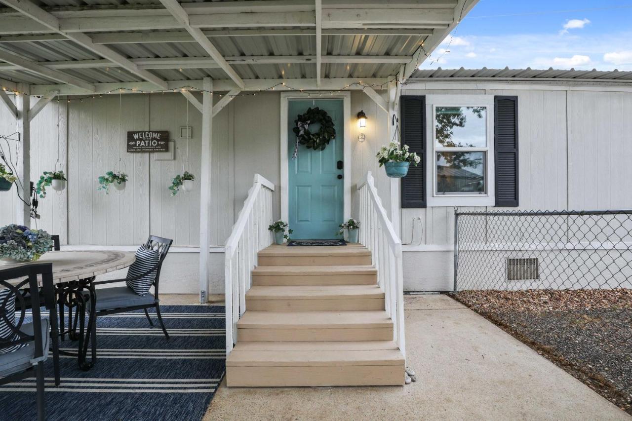 Pet-Friendly Lake Dallas Home Near Lewisville Lake Exterior photo