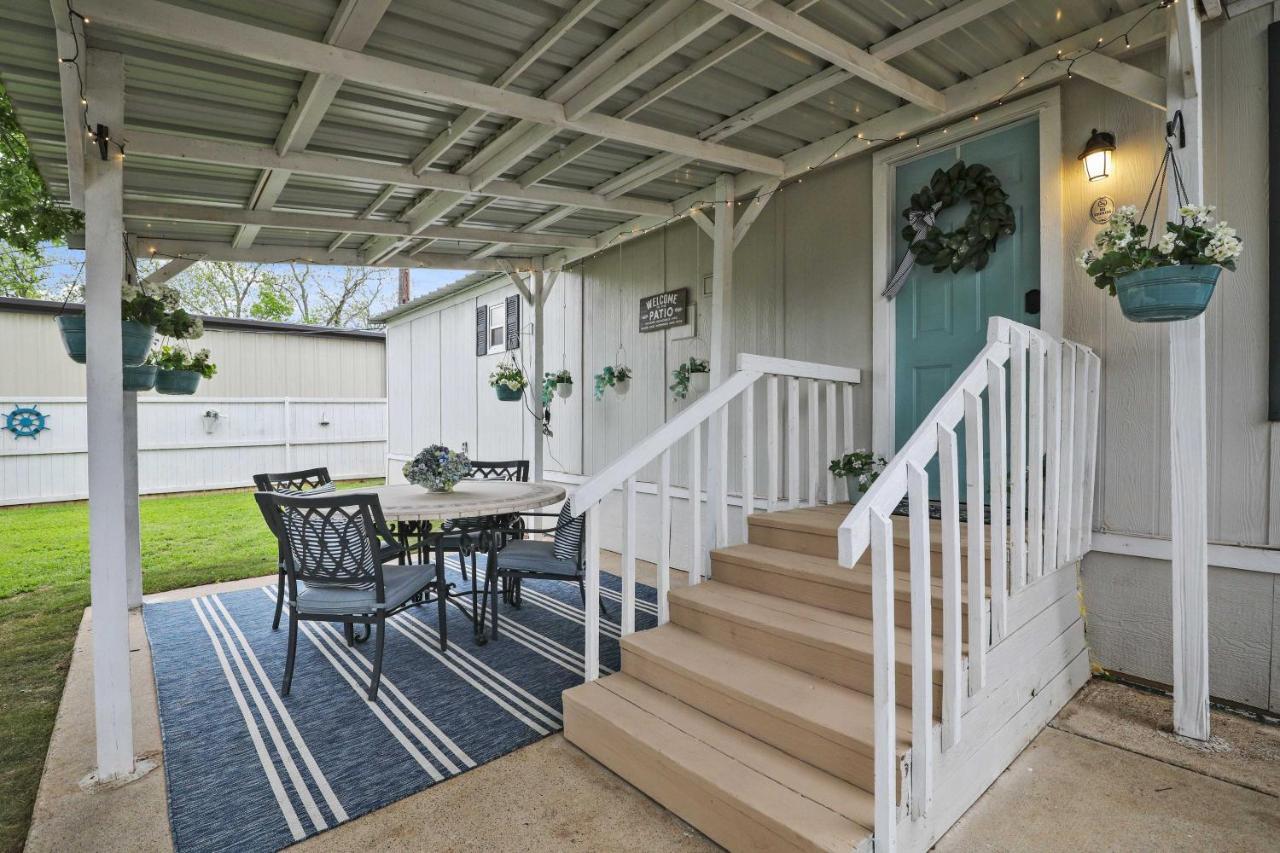 Pet-Friendly Lake Dallas Home Near Lewisville Lake Exterior photo